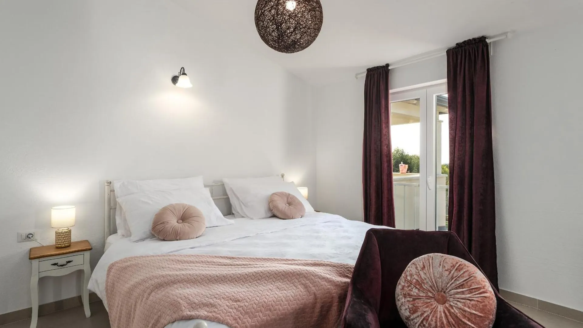 Villa Cvita Domenica Near Porec For 8 People With 40 M2 Private Pool - Pet Friendly Labinci